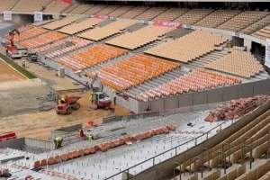 乐鱼vip-距离比赛还有23天，国王杯决赛球场仍在施工&amp;尚未铺设草皮